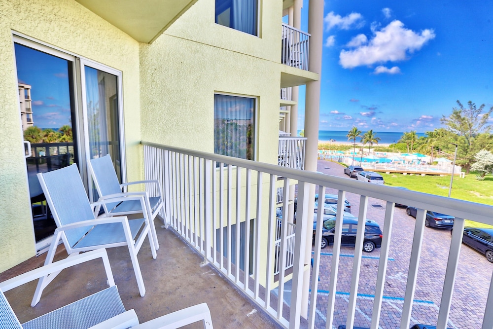 Sunset Vistas 306n