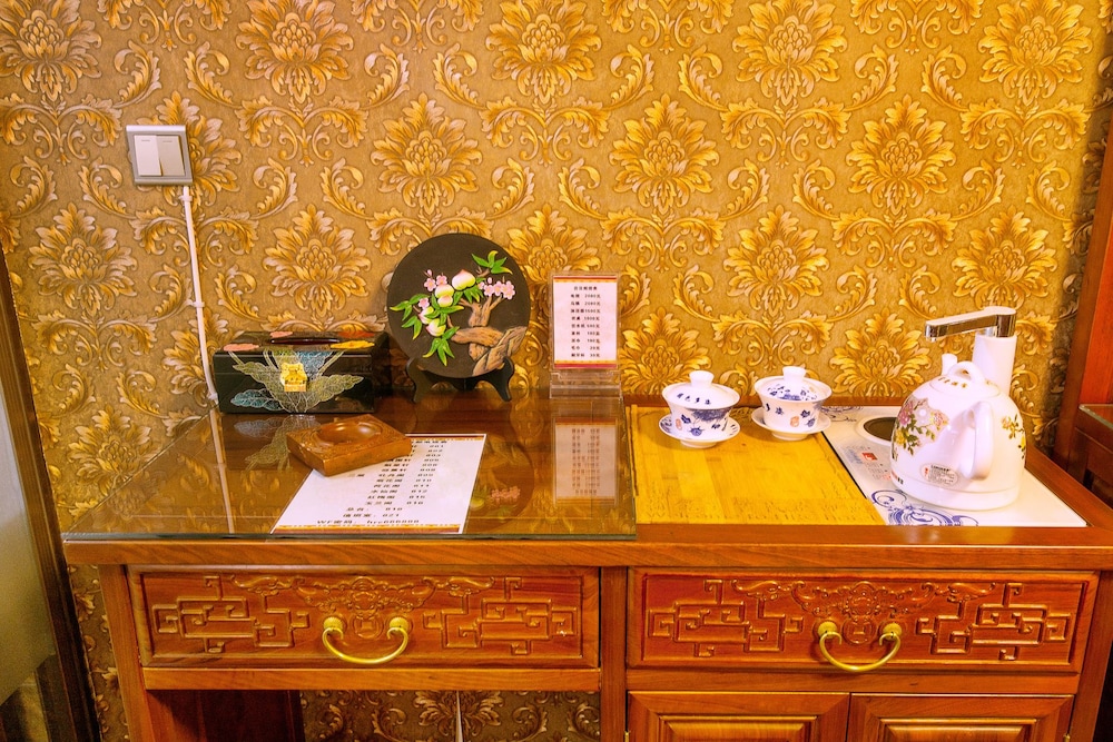 Hanruicheng Inn