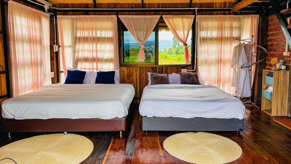Deetorjai FarmStay Nan