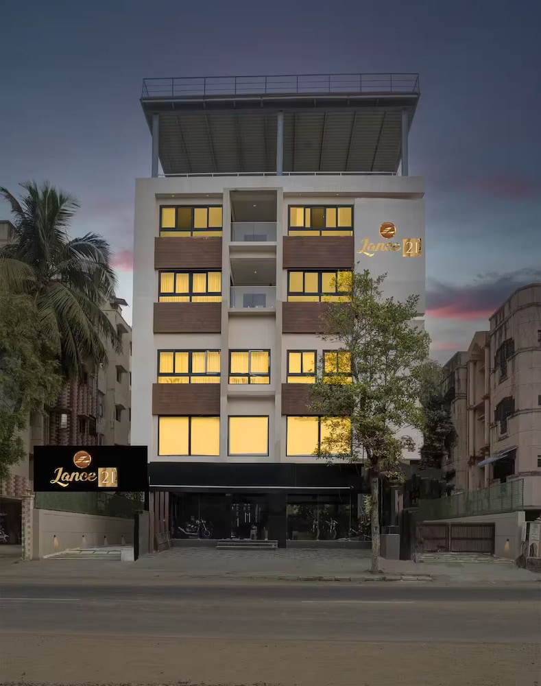 Lance 21 Premium Serviced Apartments