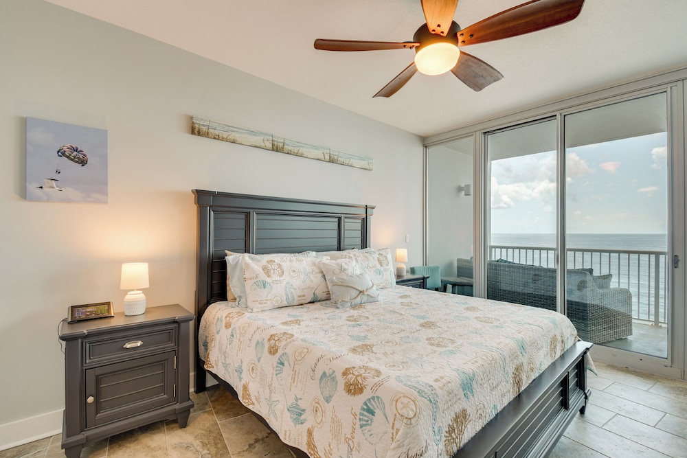 Gulf Views & Pools: Beachfront Island Tower Condo
