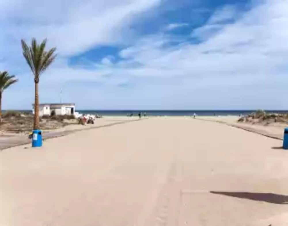 Iris - Apartment In Grau I Platja. Free Wifi