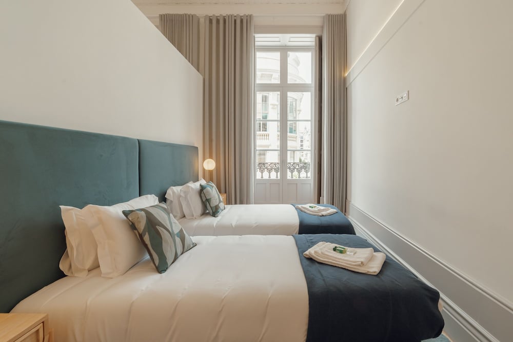 Heart OF Porto Apartment A by Vacationy
