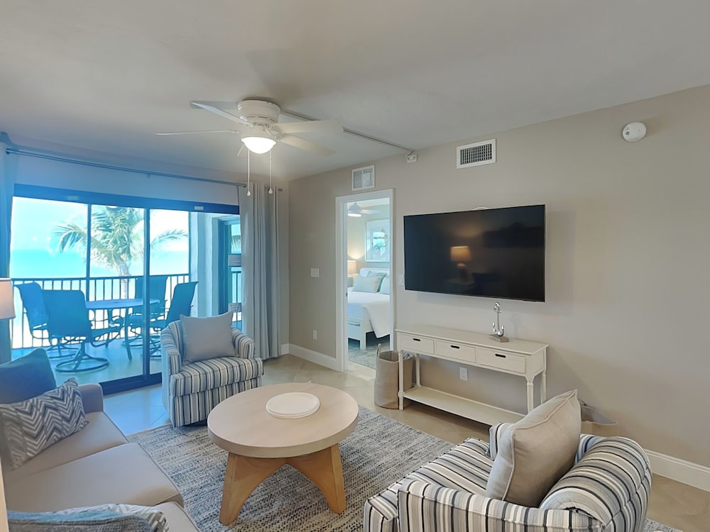 Seaside 3 by Distinctive Beach Rentals