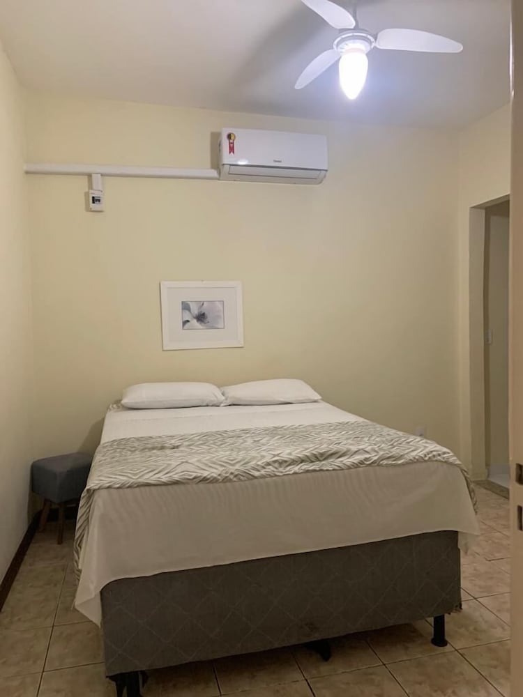 Centro da Cidade 2 quartos cama de casal