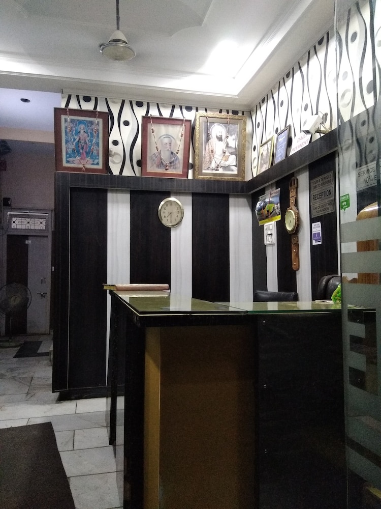 Hotel Silver Palace - Hostel