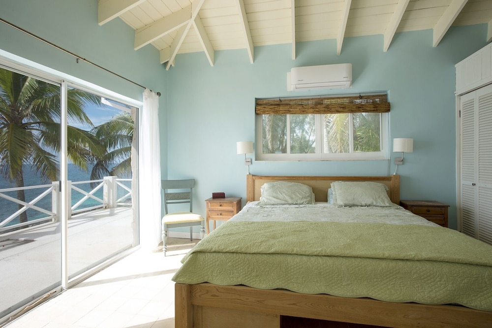 Gurgle And Whump 2 Bedroom Cottage view 2