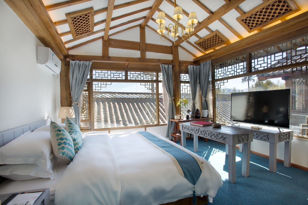 Hua Zhu Fansu Yunju Homestay