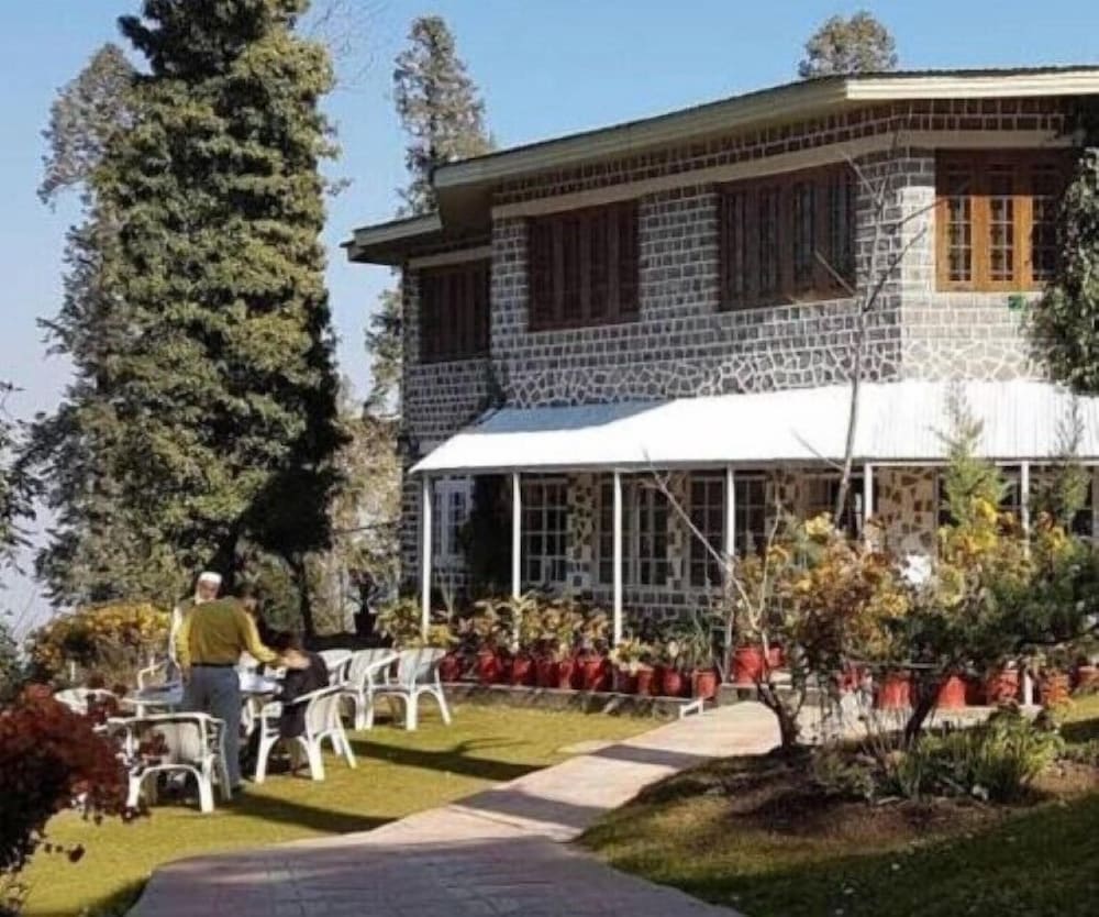Miramonte Lodges