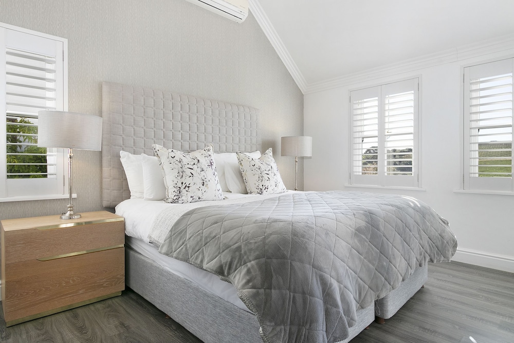 Winelands Golf Lodges at De Zalze