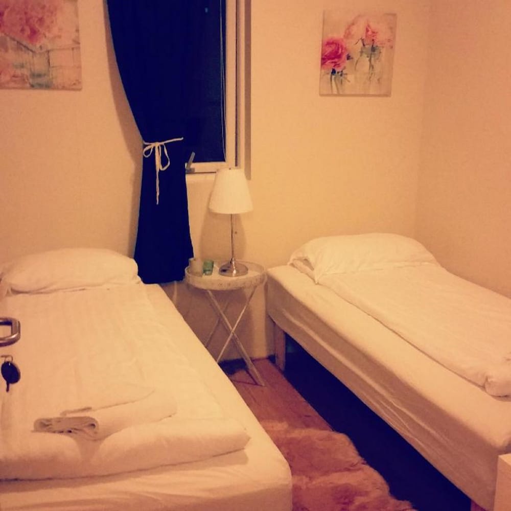 Photo 9