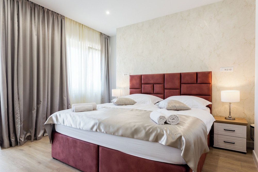 Shine of Life Luxury Rooms