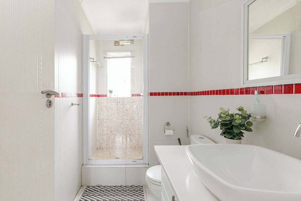 Cosy 2bed in Heart of Sandton