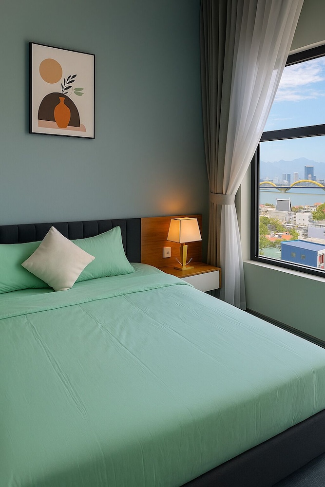 Monarchy Luxury Serviced Apartments