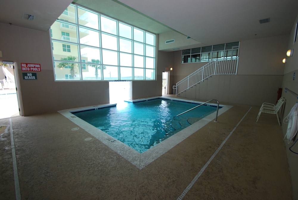 Crystal Shores West 707