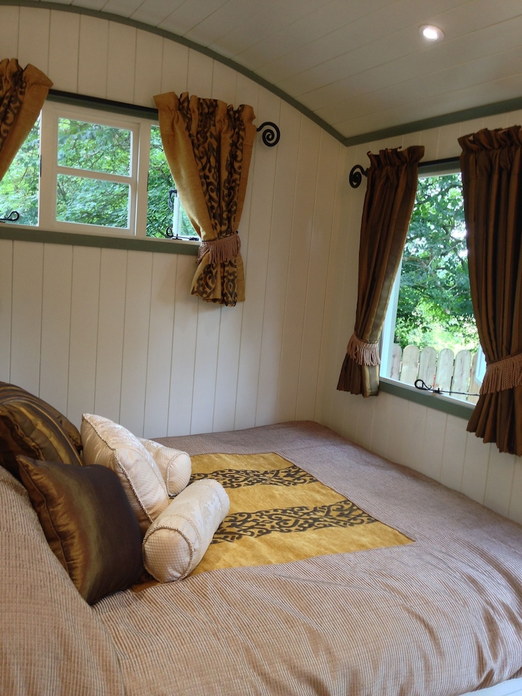 Posh Huts