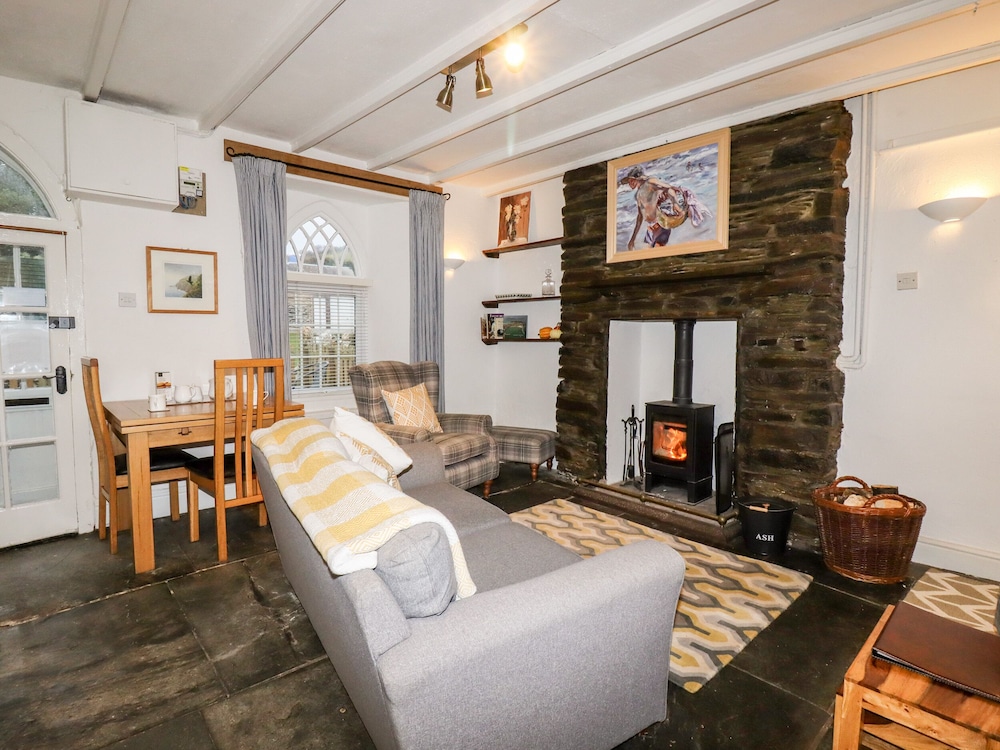 Destiny Cottage