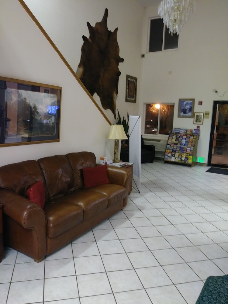 Canon City Vacations - Econo Lodge - Property Image 68