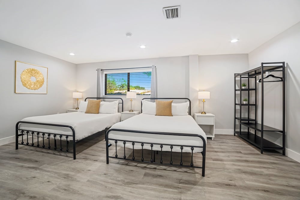 Spacious 6BR Beach Getaway w/ Heated Pool