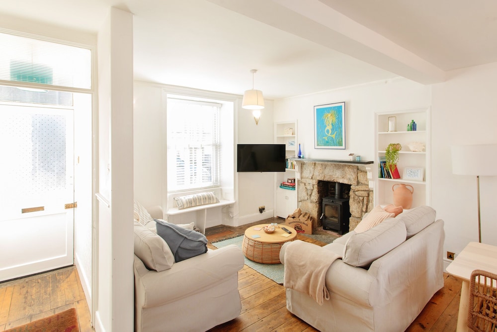 11 Belgravia Street