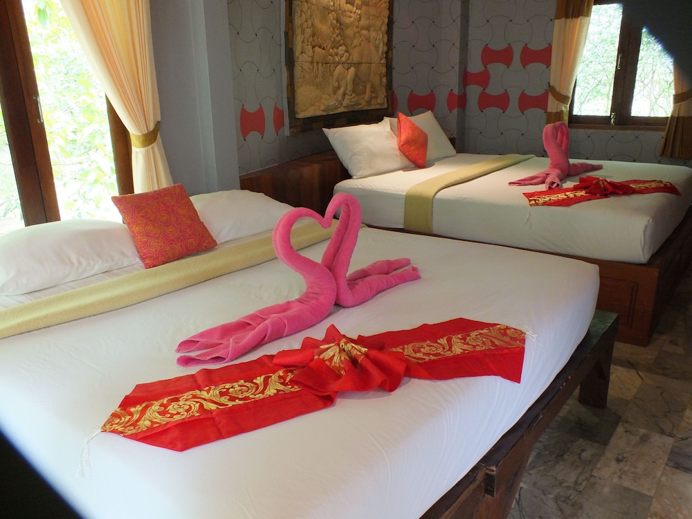 Bottle Beach 1 Resort