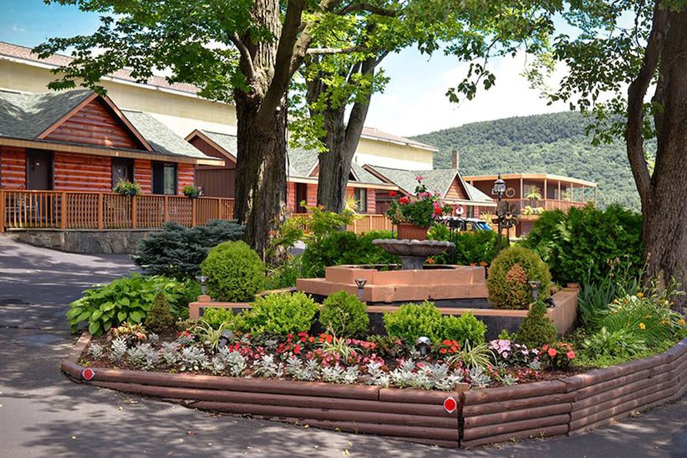 Lake Crest Inn