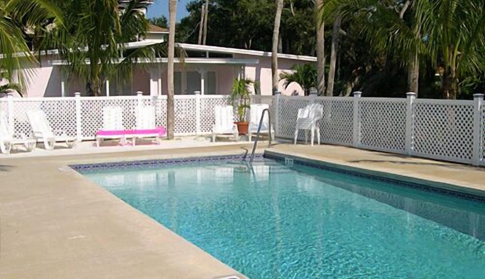 Orchid Island Cottages