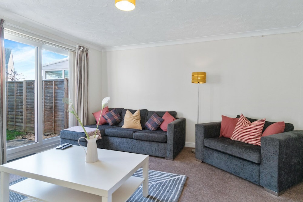 East Midlands House