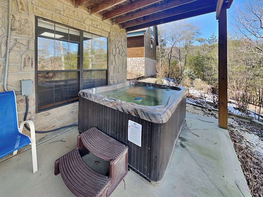 Kajun Kove by Jackson Mountain Rentals
