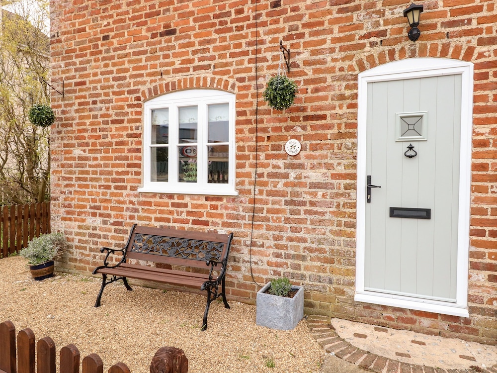 Holly Cottage