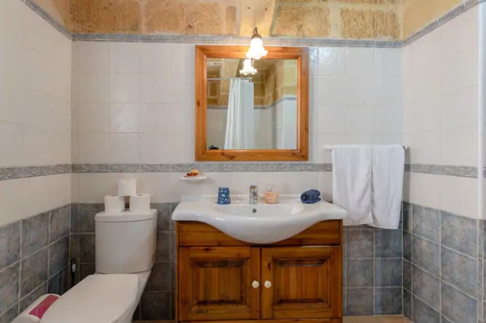 Ta' Frenc Farmhouse