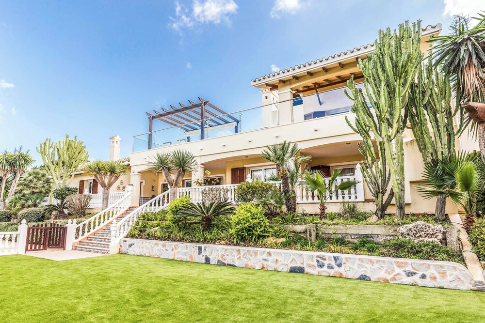 Villa Santana 140