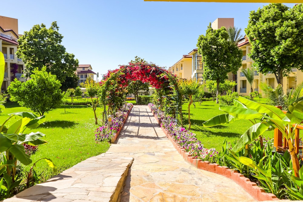 Le Jardin Resort Holiday Village