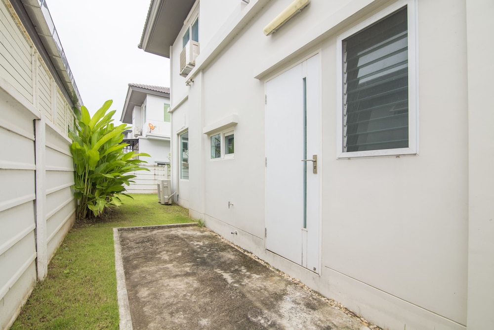 Maximum Land & House with WiFi