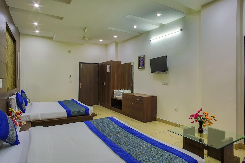 Hotel Maa Gayatri