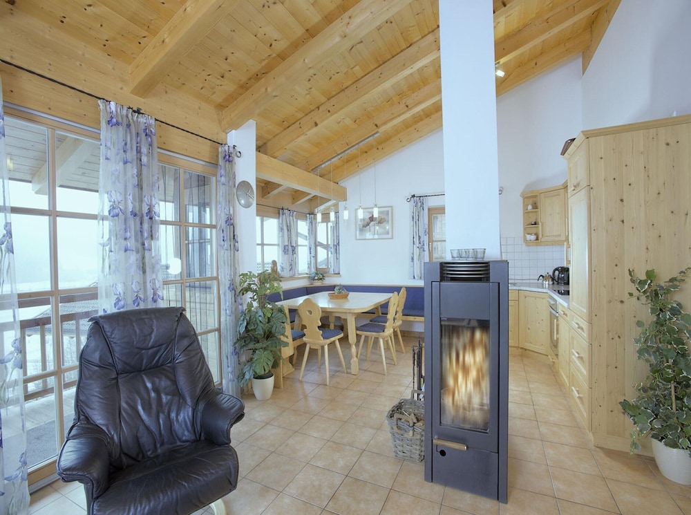 Chalet in Austria Near Ski Bus and Sauna