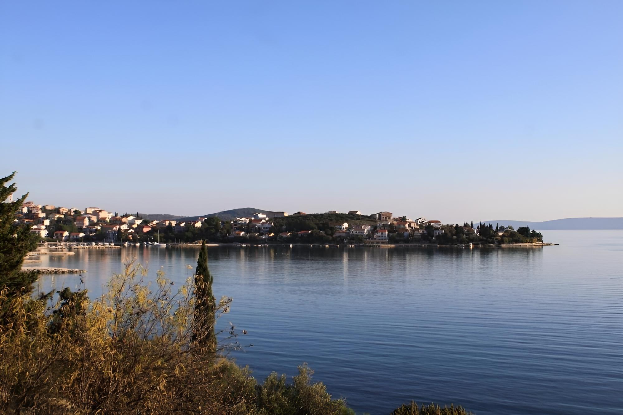 Kira - 20 M From the Beach - A1 view 2