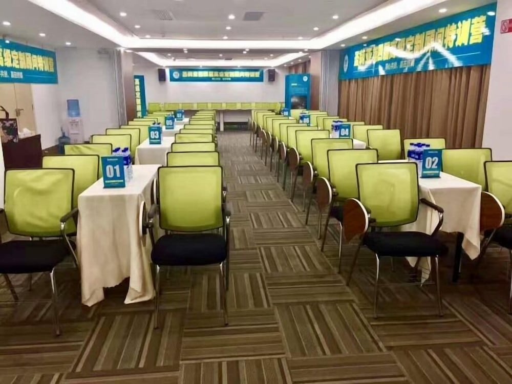 meeting & event spaces