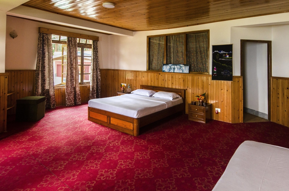 Hotel Teen Taley