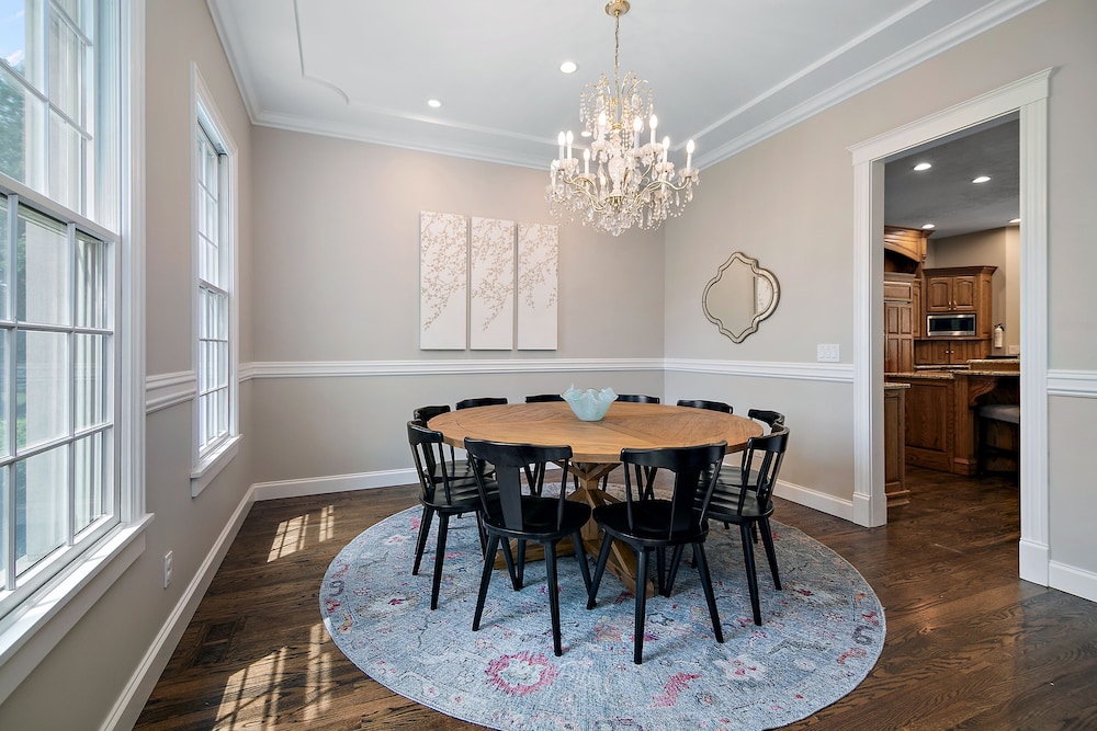 Private Riverbank 27-acre Estate 1 hr From Chicago