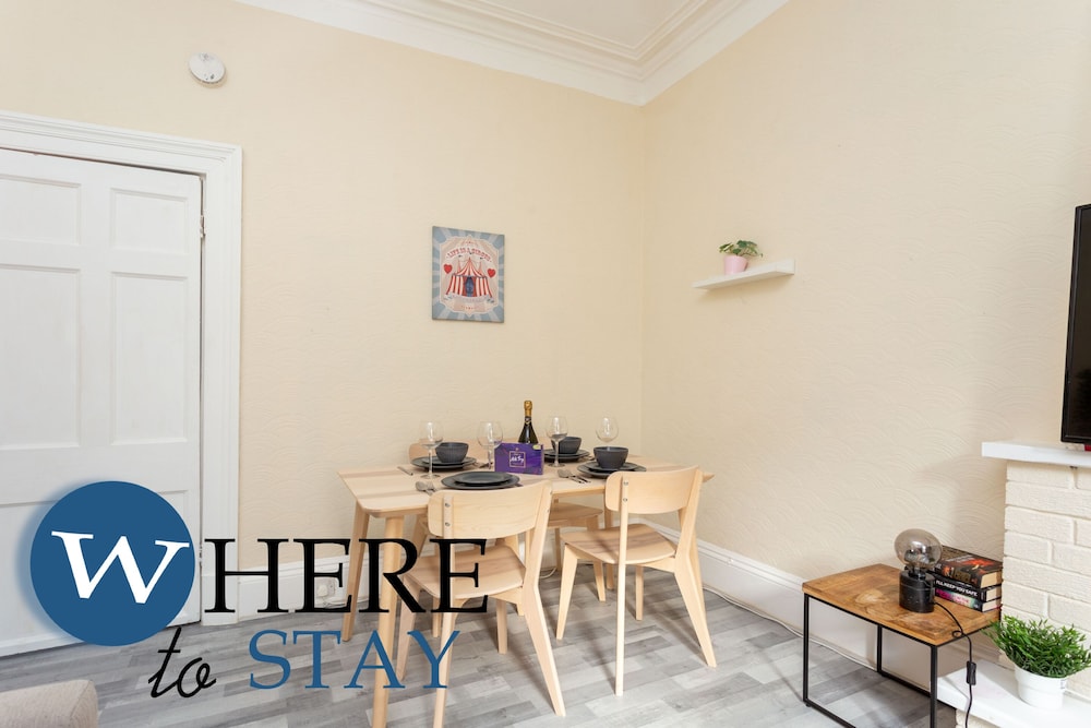 Brunswick Road Lovely 2 Bed Apartment