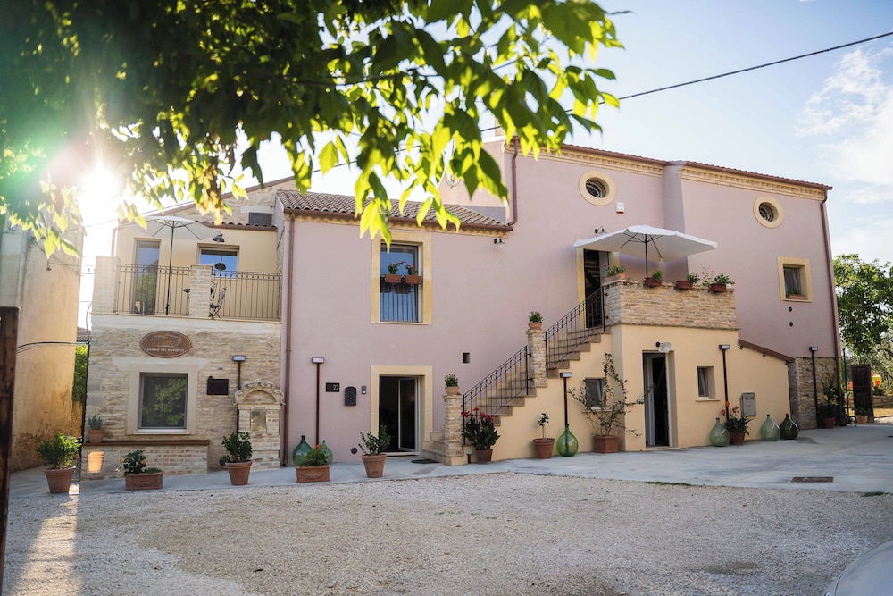 B&B Borgo del Marhese view 3