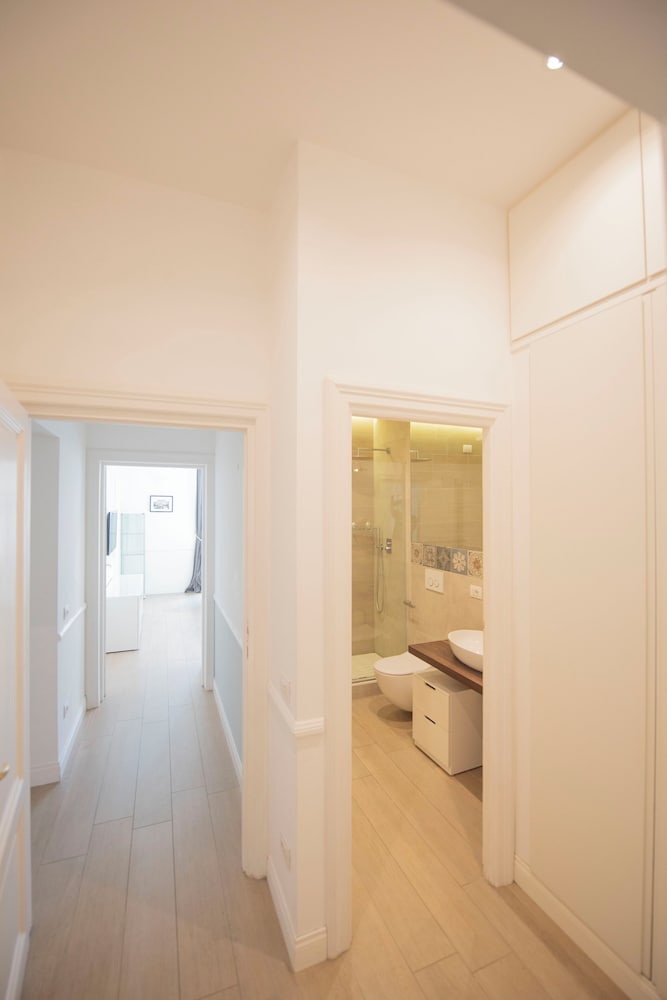 Vatican Beautiful 2Br Apartment