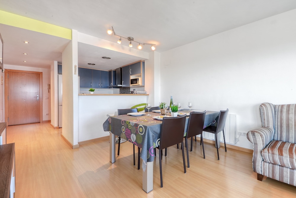 Apartment in Roses Near Santa Margarita Beach