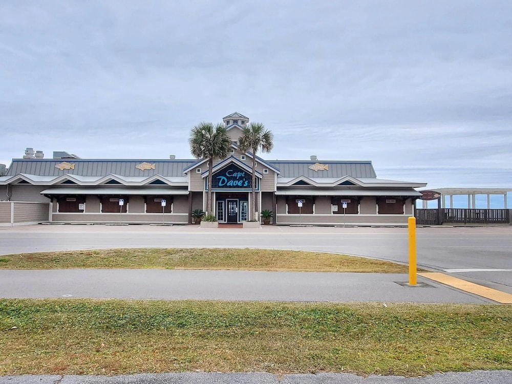 Chateau La Mer II #103- Dreamland Destin view 5