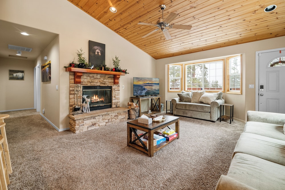 Rocky Top Retreat