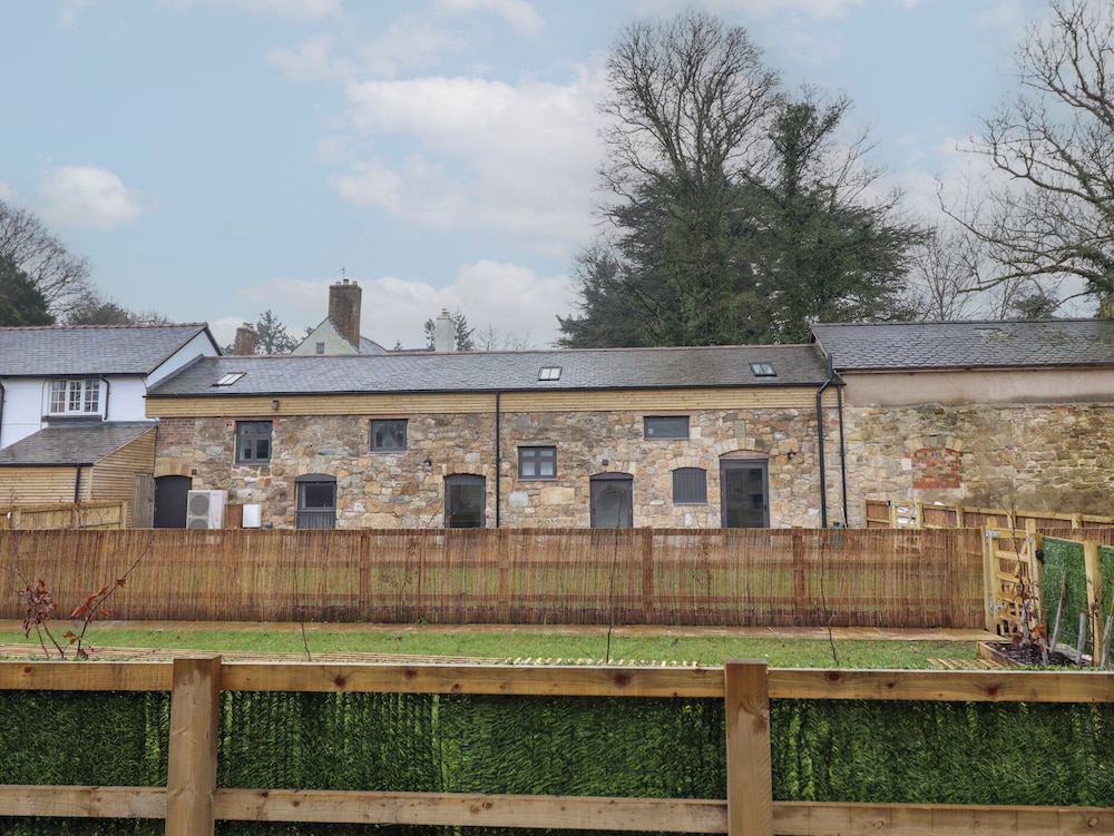 Sally's Barn