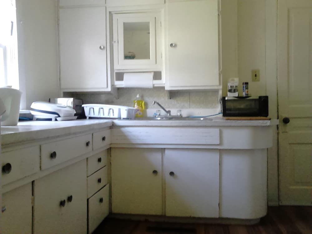 Canora Home Rentals Holiday Cottage