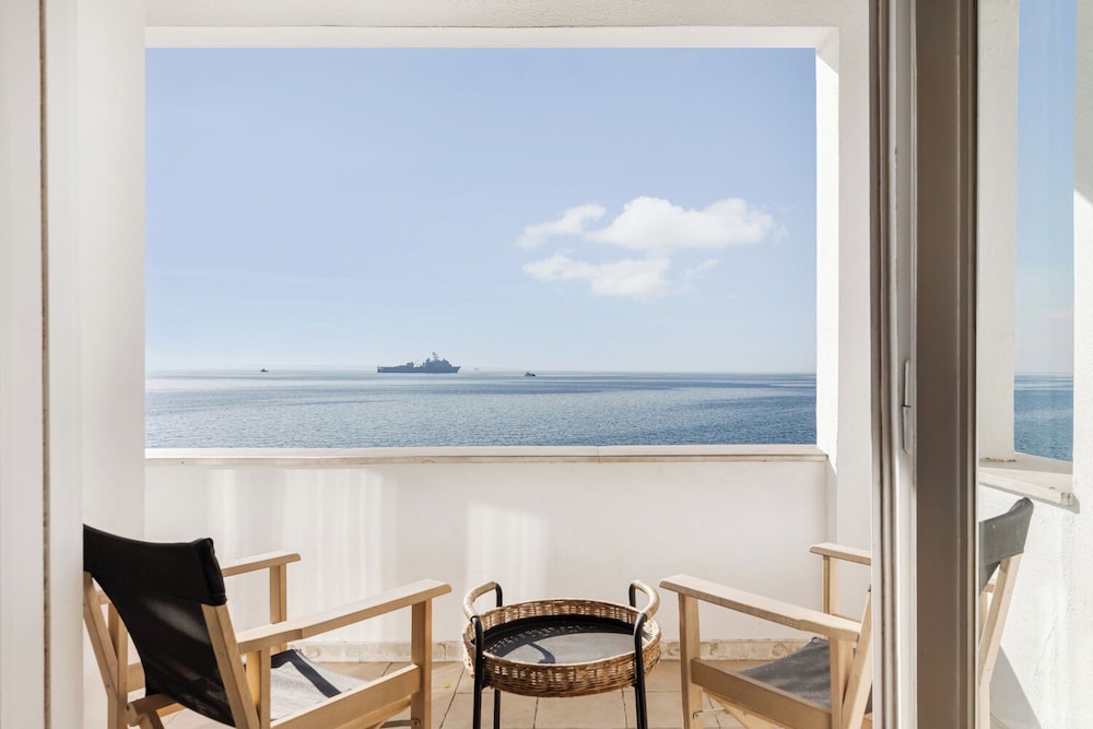 Infinity & Beyond seafront apartments