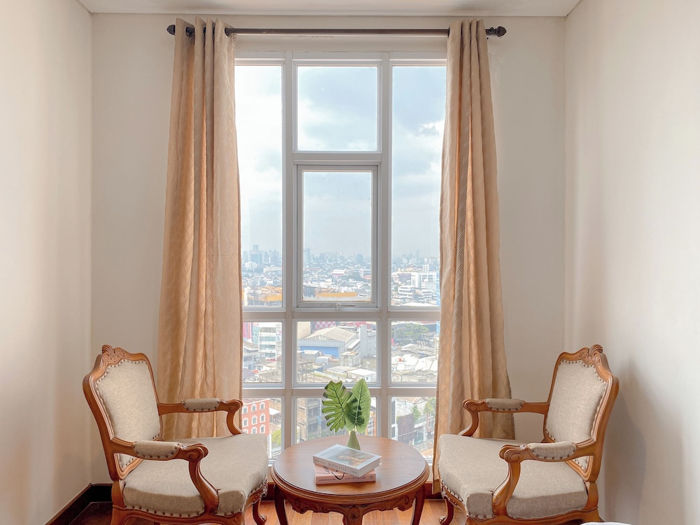Big and Cozy 3BR Apartment Lucky Tower Residence